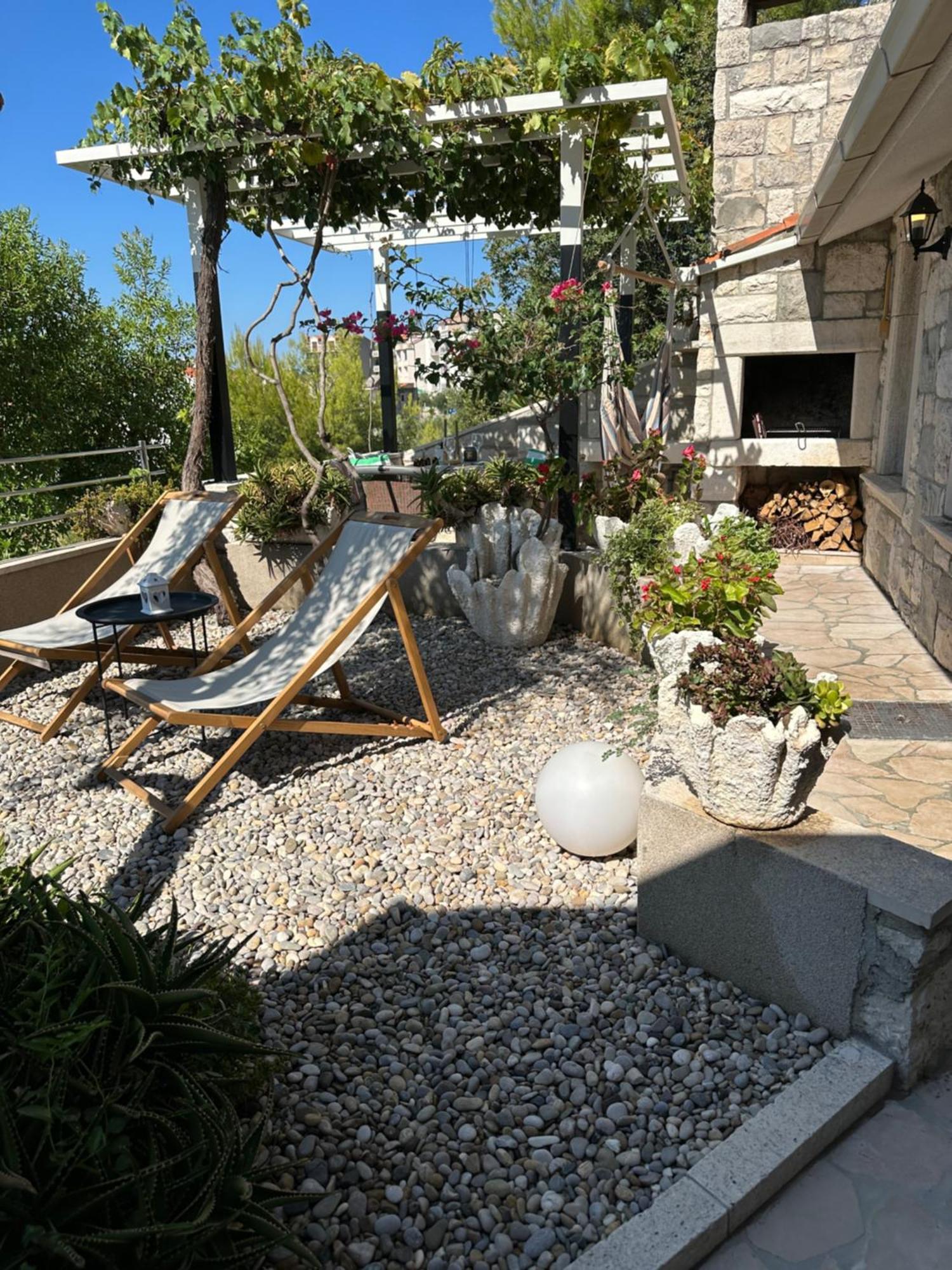 Romantic Stone- Studio Apartman Omiš Екстериор снимка