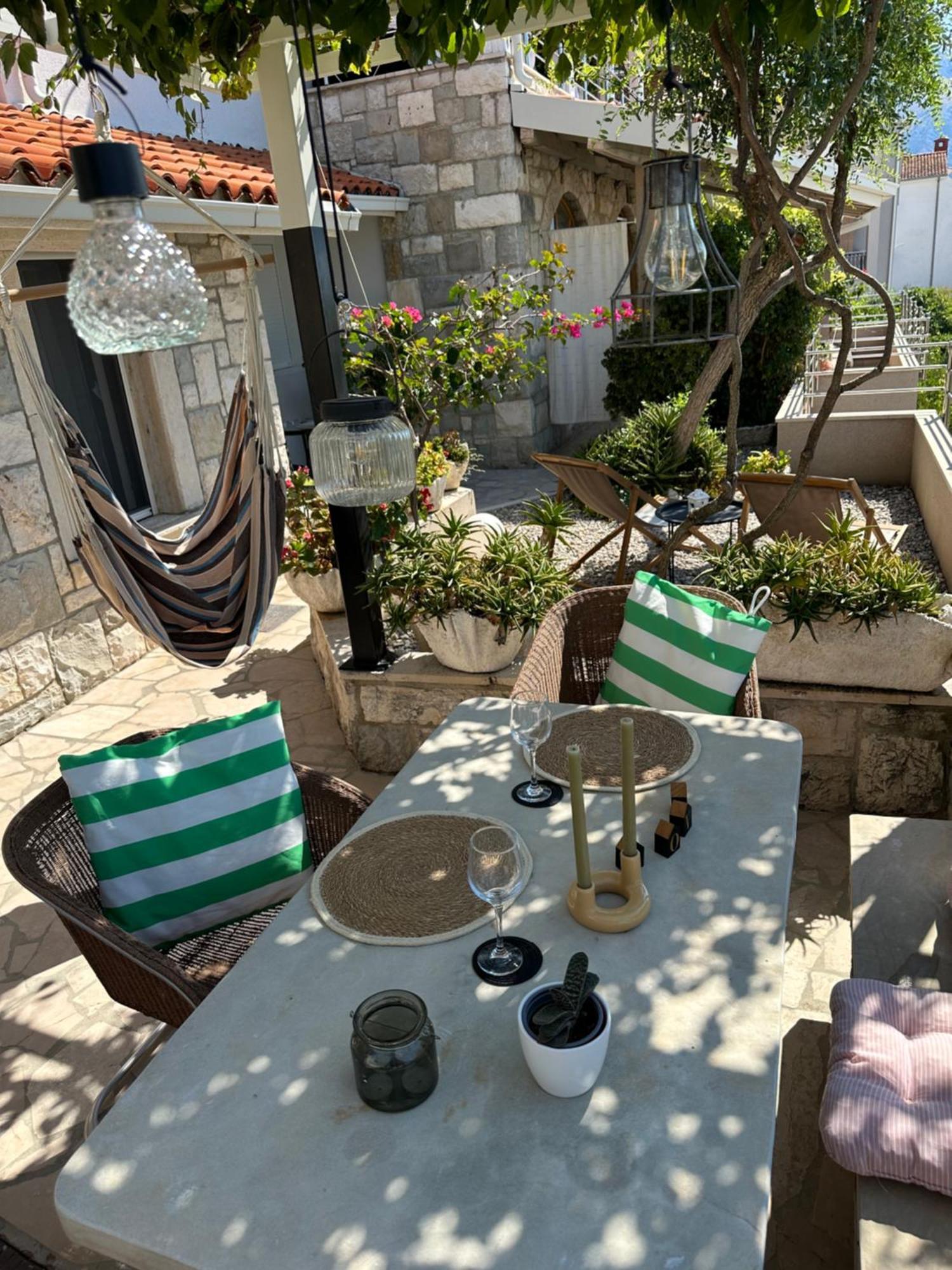 Romantic Stone- Studio Apartman Omiš Екстериор снимка